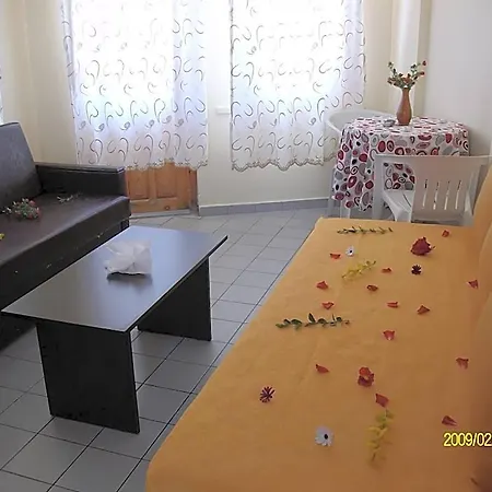 Lägenhetshotell Semiz 2*