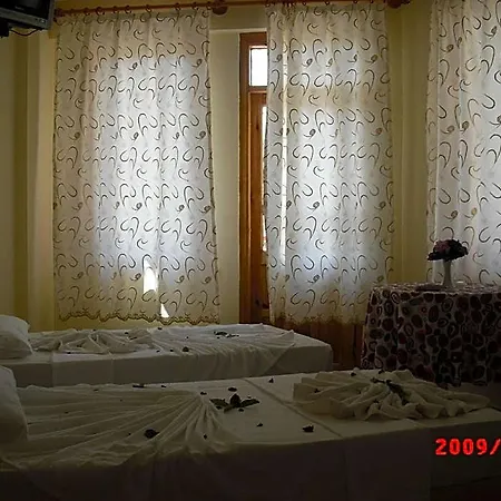 Semiz Lägenhetshotell 2*