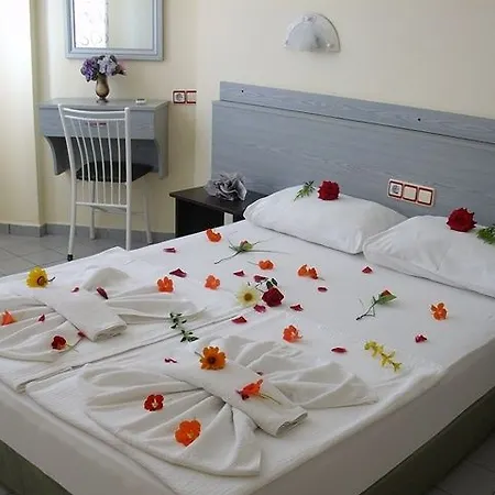 Semiz Aparthotel