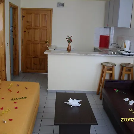 Semiz Aparthotel