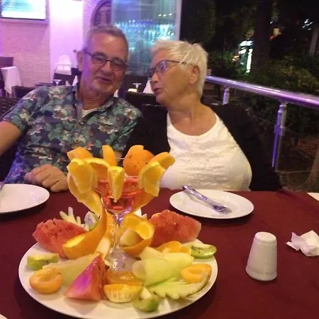 Hotel apartamentowy Semiz